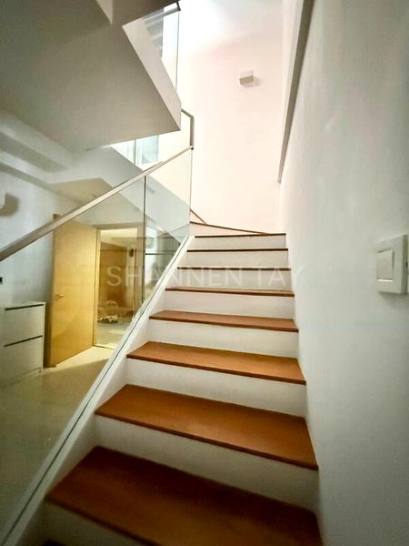 1 Bed Apartment (Condo) for Rent in  The Red House - Image 2